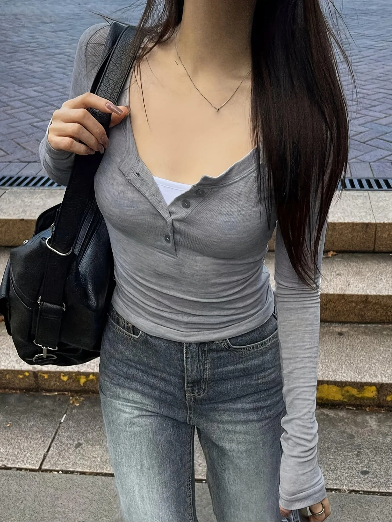 1pc Elegant Women'S Solid Color Slim-Fit Henley Long Sleeve T-Shirt, Polyester Knit Fabric, Button Detail, Regular Length, for Spring/Autumn