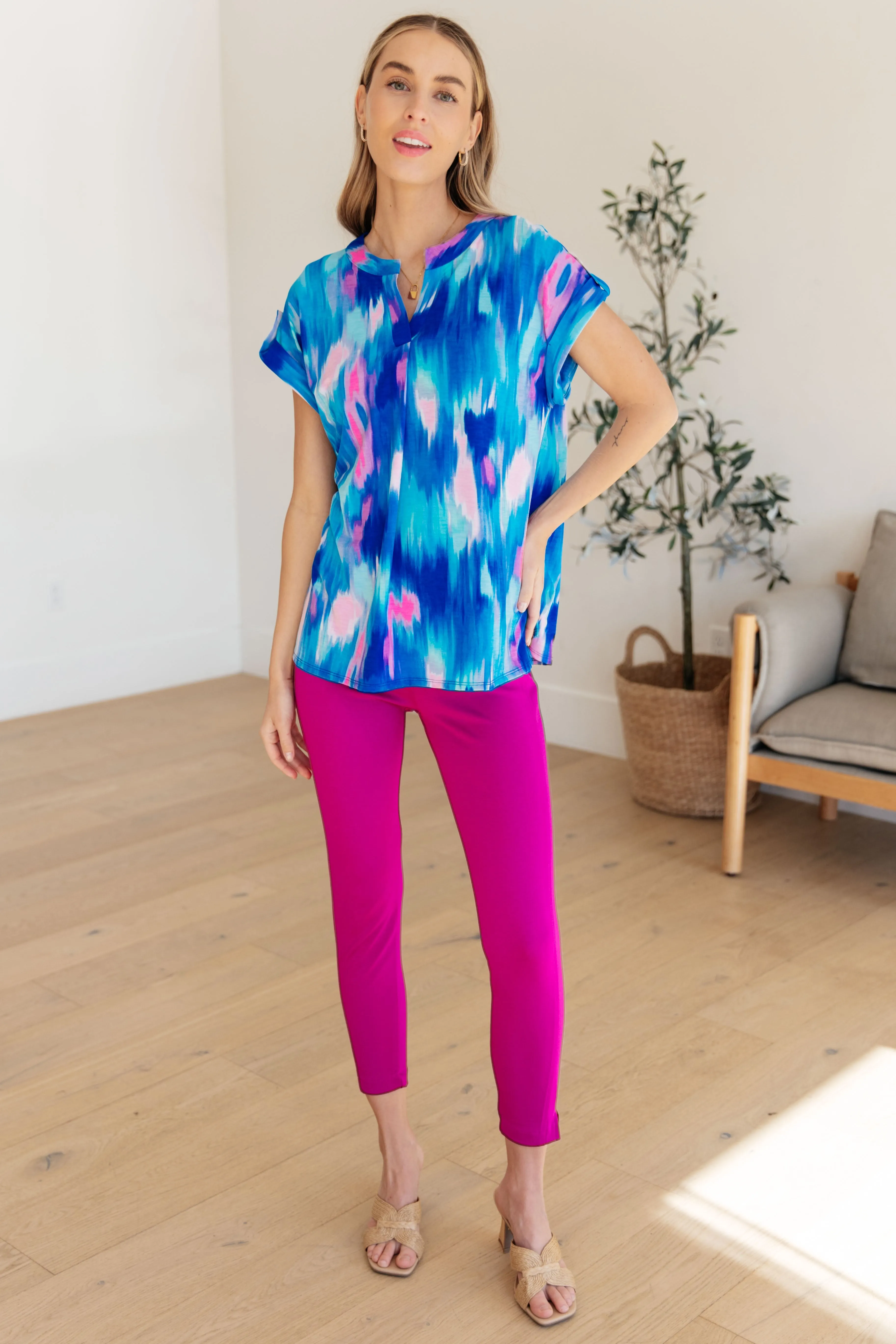 DEAR SCARLETT-  Lizzy Cap Sleeve Top in Royal Brush Strokes