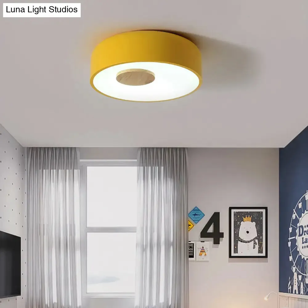 Metal Flush Ceiling Light with Acrylic Diffuser - Nordic Gray/Yellow/Green, Ceiling Flush Mount for Living Room in Warm/White