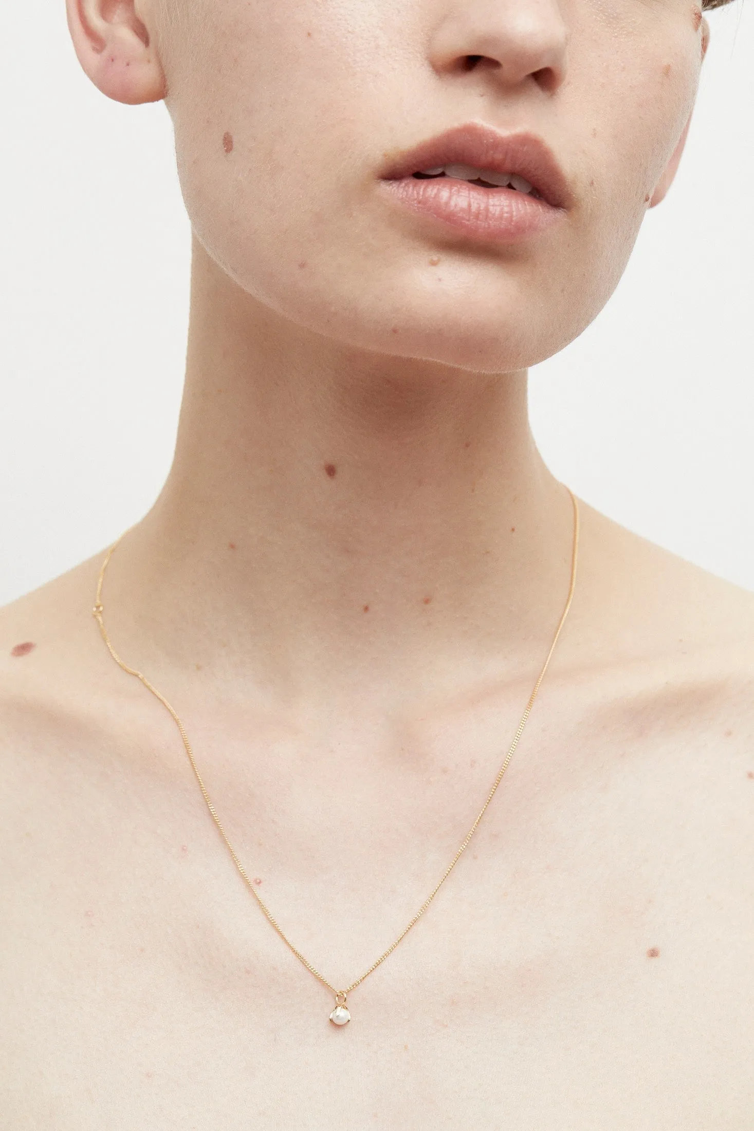 Pearled Necklace Mini