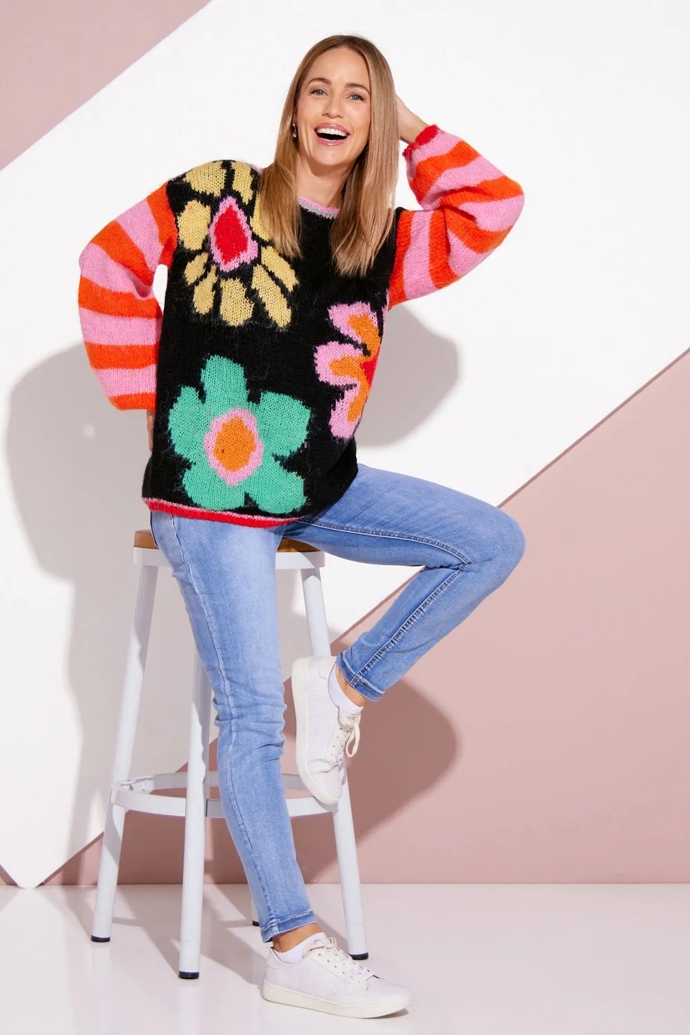 Stevie Knit Jumper - Black/Multi Floral